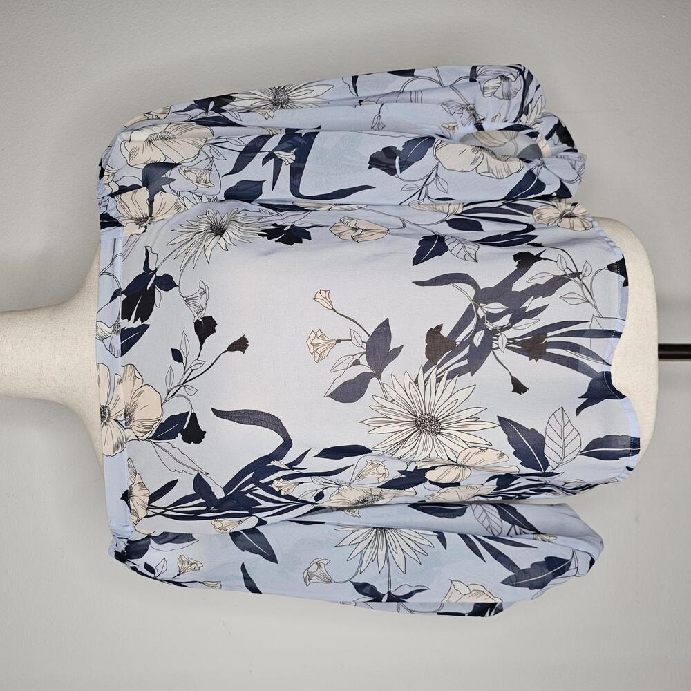 Preloved Bardot Women's Blue Floral Blouse Size 6